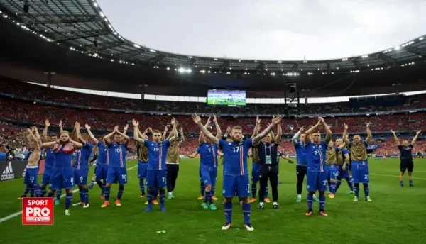 VIDEO ISTORIC! Cel mai NEBUN comentariu de la acest campionat european! Comentatorul islandez a TURBAT DE FERICIRE dupa golul din min 94: JAAAAAA! JAAAAA! JAJAJAJAAAAA!