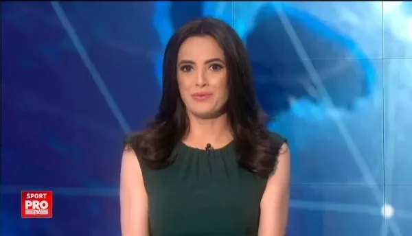 Motivul pentru care nu poate avea loc una dintre nuntile anului in Romania: Andreea Raducan n-a gasit loc pentru petrecere :)