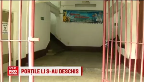 Imagini superbe in Giulesti in ziua in care Rapid a implinit 93 de ani. Cine a aparut pe stadion