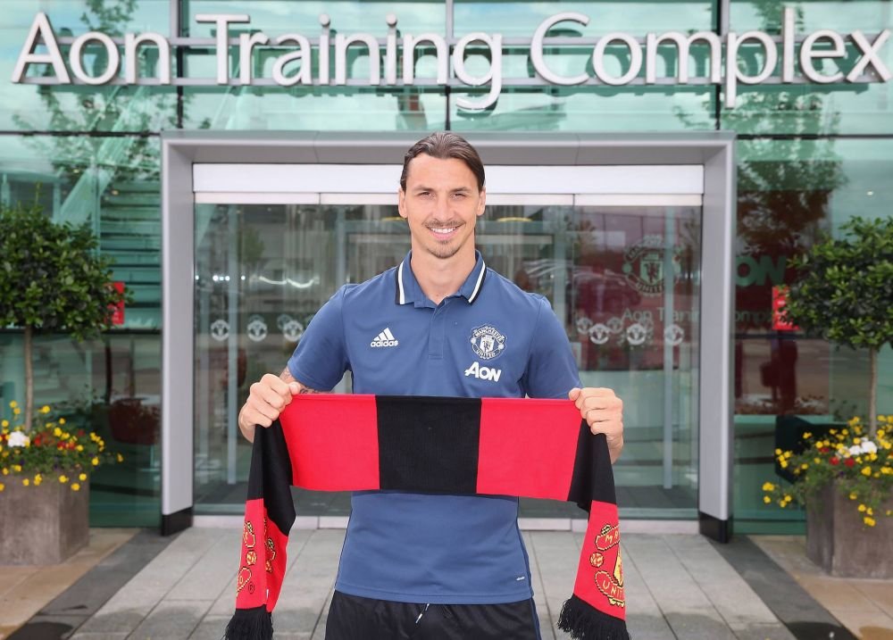 #ZlatanTime | Ibrahimovic a fost prezentat la Manchester United: 