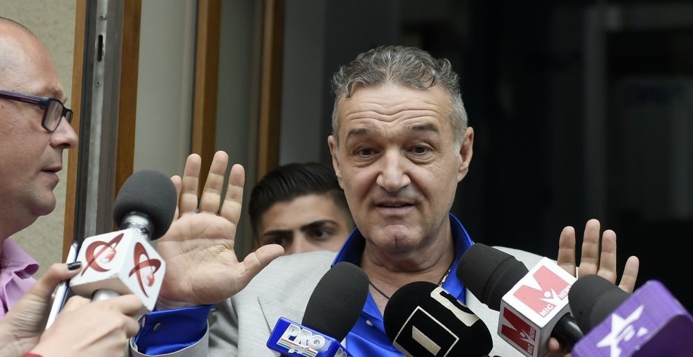 Steaua, de NERECUNOSCUT! E incredibil cum ar putea arata echipa din iarna, daca Becali accepta toate ofertele de transfer