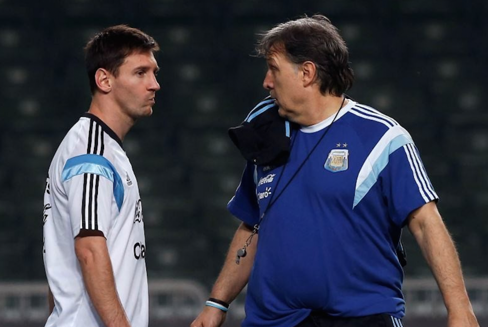 Nu o vara buna pentru tati :) Dupa Tata Puiu, si Tata Martino si-a dat demisia de la nationala Argentinei!