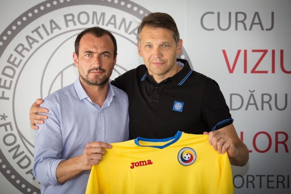 M-a sunat in noaptea finalei Euro 2016! Prima decizie luata de Daum dupa ce a ajuns selectioner! Cine il va ajuta sa duca Romania la Mondial