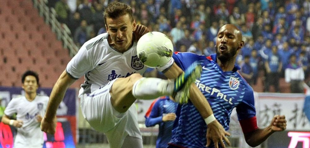 Lucian Goian a ajuns in INDIA! A semnat cu Mumbai City si asteapta sa joace cu RONALDINHO in noul sezon