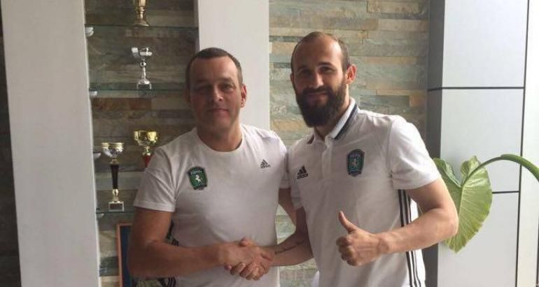 OFICIAL | Ante Puljic a semnat si a fost prezentat la noua sa echipa, unde va fi coleg cu un roman. Ce a spus fundasul dorit de Becali