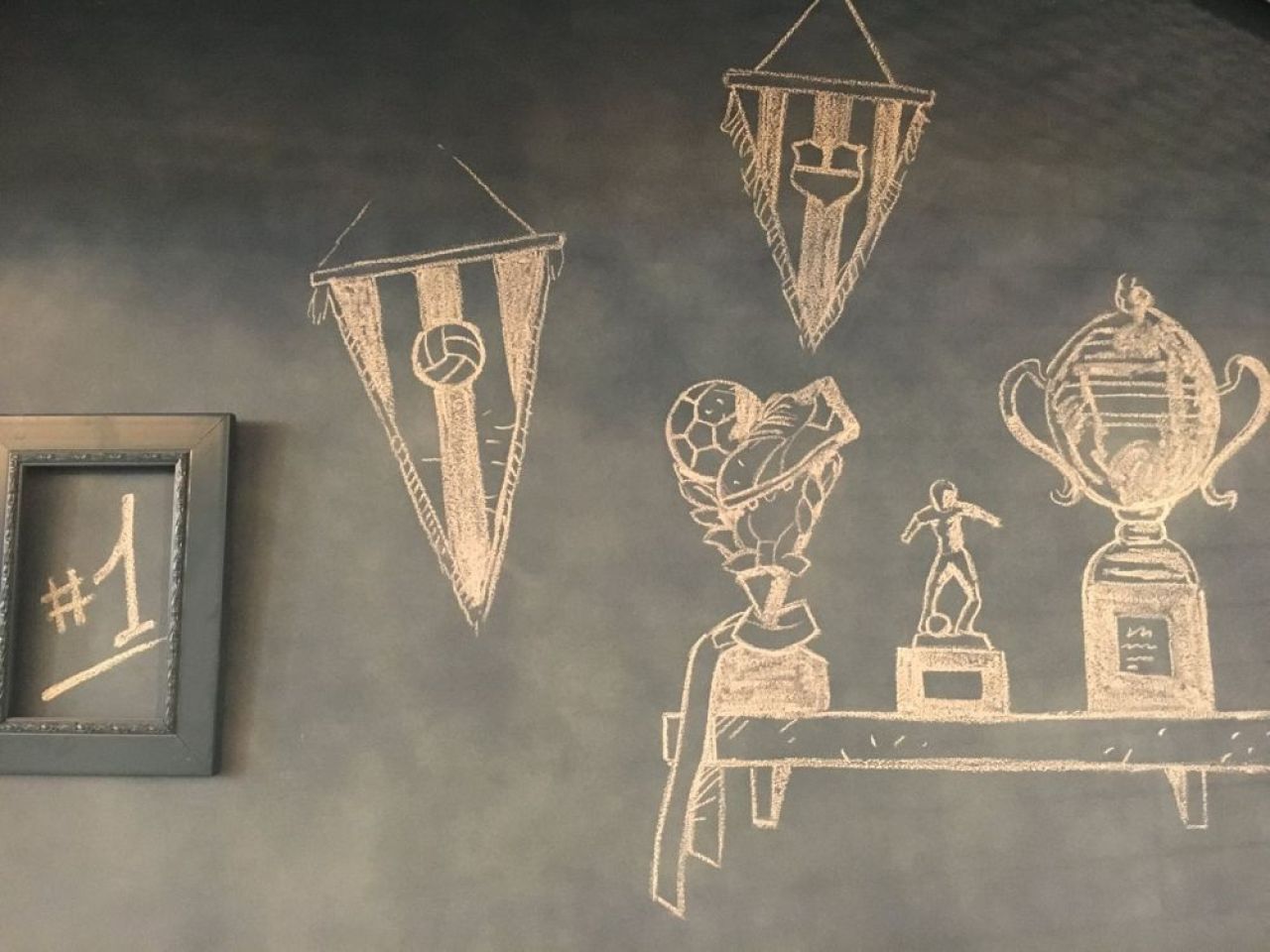 FOTO Messi si-a deschis restaurant in Barcelona. Cum arata localul inspirat din orasul sau natal din Argentina_2