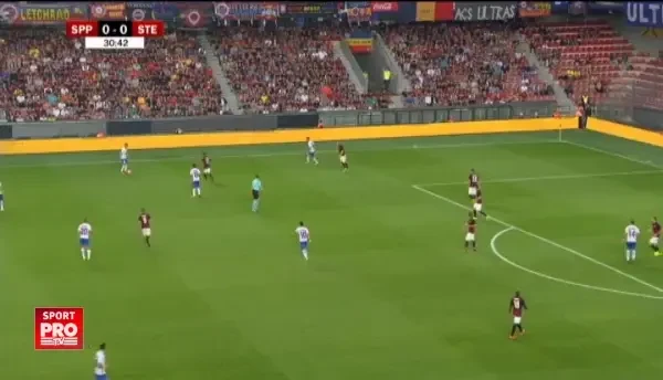 Stanciu suteaza superb cu exteriorul de la 16 metri, scoate portarul Spartei