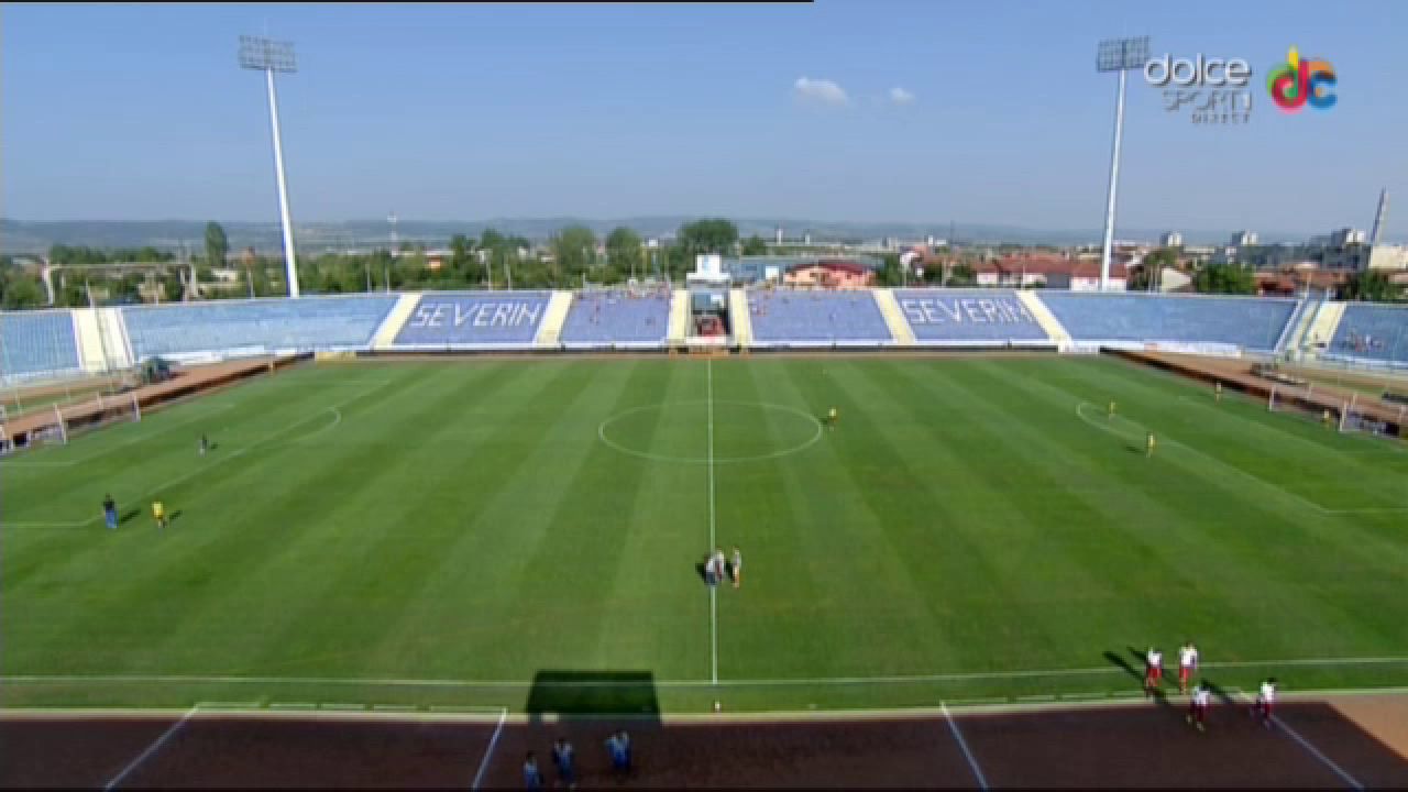 FOTO Imaginea zilei in Liga I: tribune goale la derby-ul etapei! Pandurii s-a