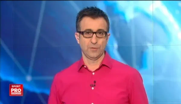 Am venit ca mustele asa, ne-a atras, ne-am lipit de ea Sportul cu care aceasta femeie din Romania atrage toti barbatii pe plaja, la Mamaia