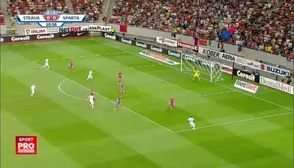 Lafata este aproape de gol pentru Sparta