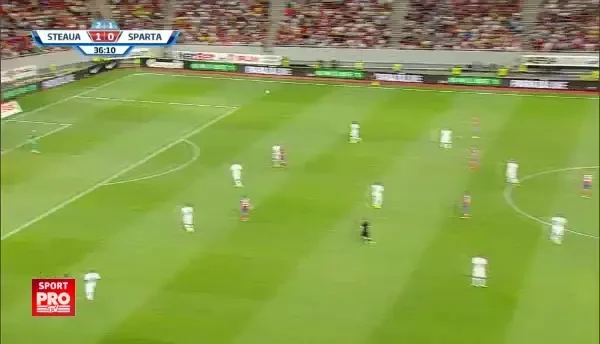 Tamas trimite in bara cu un sut senzational de la 60 de metri