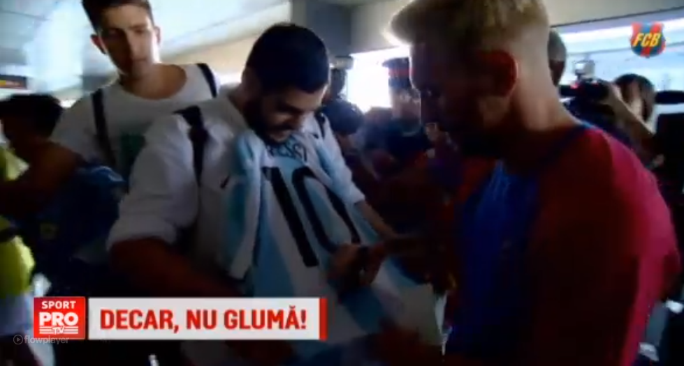 Peste 200 de oameni au semnat petitia Messi la Voluntari :) Echipa cu cea mai scurta istorie in Liga I i-a pregatit argentinianului numarul 10 | VIDEO