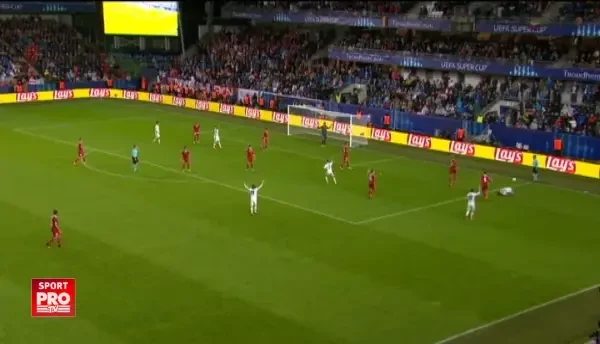 ROSU! Sevilla joaca in 10!