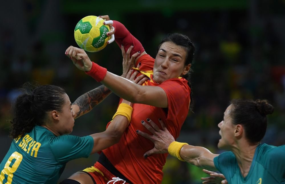 PROGRAMUL DE AZI al romanilor la Rio: 20:40 Romania e obligata sa bata Spania la handbal | Mergea si Tecau joaca finala la dublu, 22:30 | Suntem in finala la haltere, la 01:00
