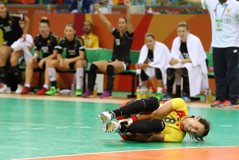 Cand ratezi la un pas, dar nu meriti sa mergi mai departe! Romania 2016, departe de echipa CM 2015. Ce ne-am face fara Neagu?_1