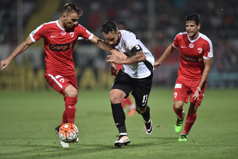 Meciul Dinamo - Astra, din Cupa Ligii, amanat de LPF la cererea cainilor . Andone s-a plans ca nu ar fi avut pe cine sa bage in teren