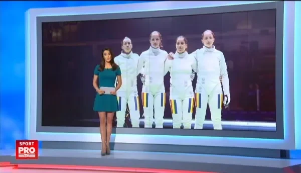 Campioanele s-au intors acasa! S-a lasat cu lacrimi pe aeroportul Otopeni! VIDEO