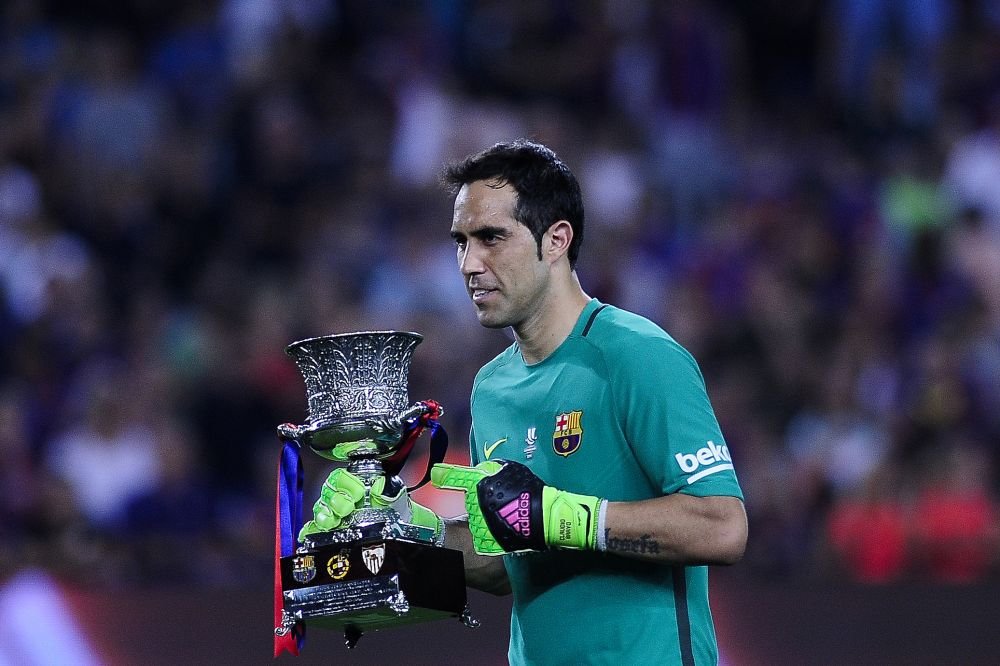 OFICIAL | Barcelona si-a luat un portar care a luat aseara patru goluri in UCL de la FC Rostov. Il va inlocui pe chilianul Bravo_2