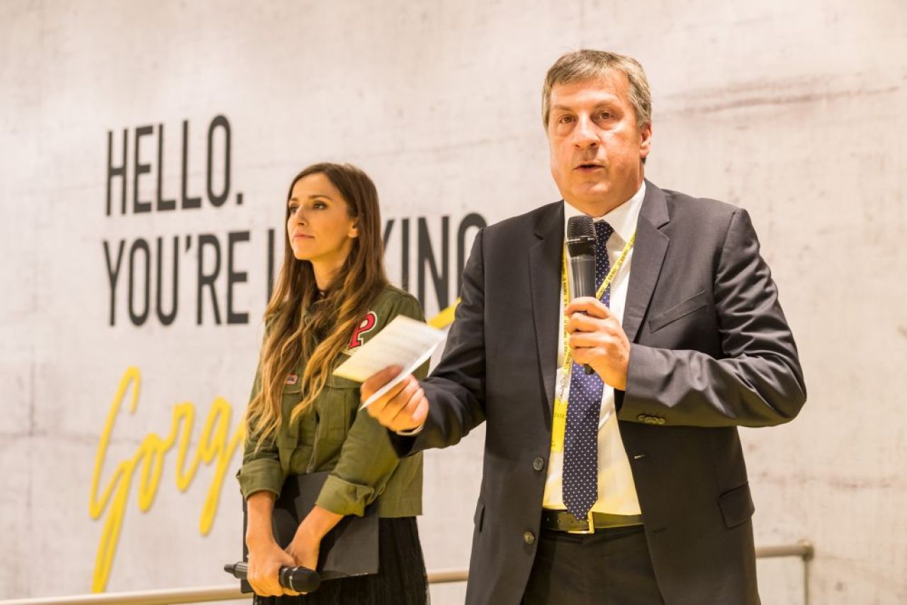(P) Experienta Forever 21 a ajuns la Bucuresti! Surprize mari pentru clienti inca din prima zi_1
