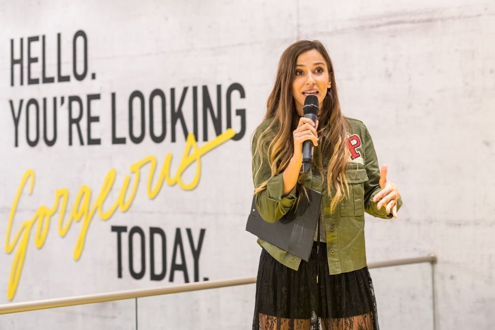 (P) Experienta Forever 21 a ajuns la Bucuresti! Surprize mari pentru clienti inca din prima zi_2