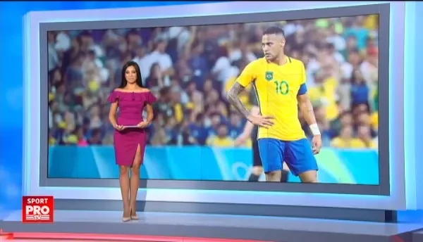 Neymar, sufocat de fanii nationalei Braziliei la antrenament! Au intrat pe teren si au sarit pe starul Barcelonei VIDEO