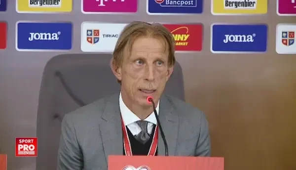 Explicatia lui Daum pentru egalul cu Muntenegru: Shit happens sometimes Cine trebuia sa bata penalty-ul ratat de Stanciu