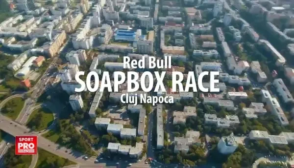 40 de masini artizanale au defilat in acest week-end in fata a peste 15,000 de oameni la cea a doua editie a Red Bull Soapbox Race din Romania