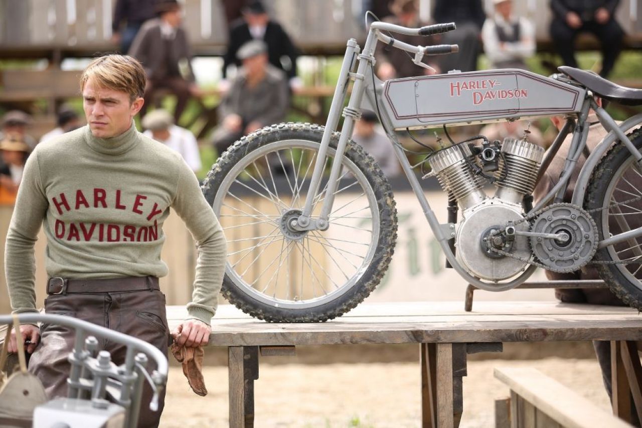 Harley and The Davidsons: Stiai secretele din spatele legendarelor motoare Harley Davidson? Vezi o miniserie spectaculoasa filmata de Discovery in Romania_3