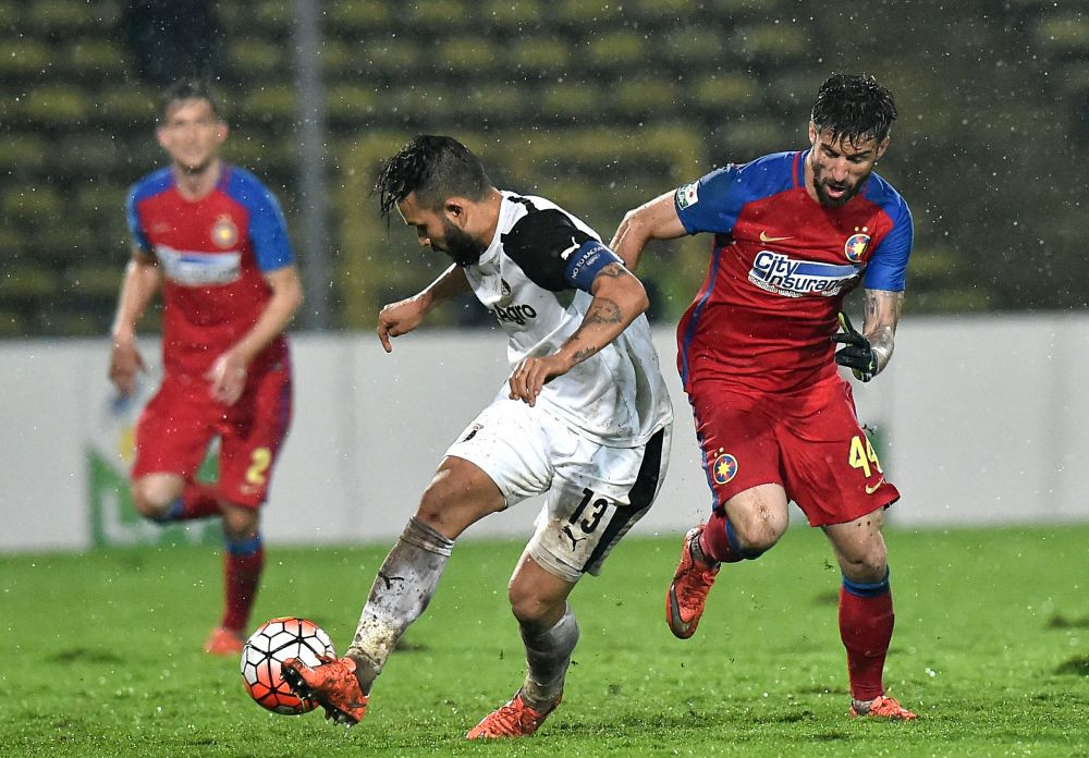 Egale, dar fara vreun egal. Steaua si Astra si-au impartit victoriile in sezonul trecut, insa giurgiuvenii au castigat cel mai important duel: batalia pentru titlu