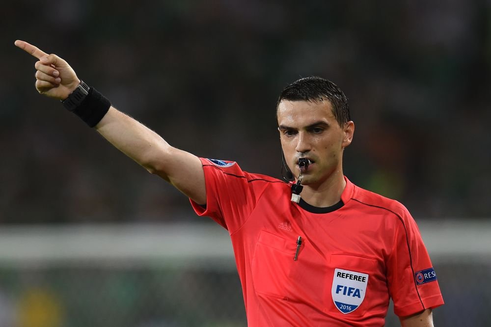 Meci urias pentru romanul Hategan: UEFA l-a delegat la Barcelona - Celtic, duel transmis MARTI, de la 21:45, IN DIRECT la ProTV