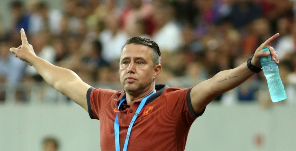 13 meciuri, 13 echipe diferite. Situatie unica la Steaua in sezon. Cum arata toate formulele de start folosite de Reghe