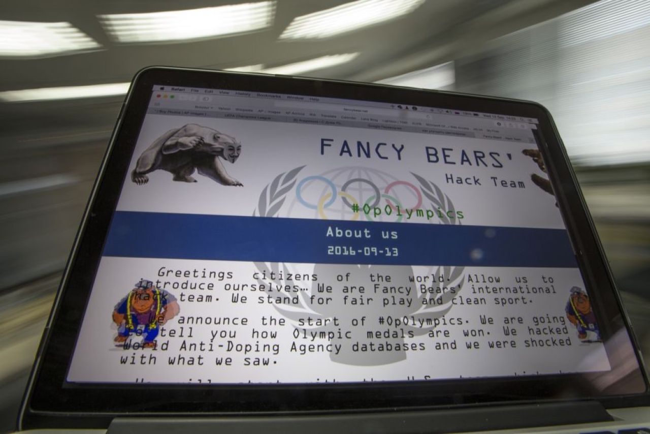 Cine e romanca MEDALIATA la Rio care apare pe lista hackerilor rusi a sportivilor care au folosit substante interzise, alaturi de Simone Biles si Serena Williams_4