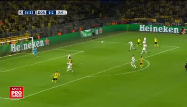 GOOOL Borussia | Schurrle o egaleaza pe Real Madrid in minutul 87, cu un supergol