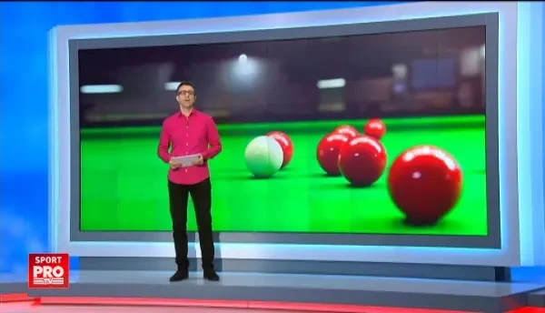 Sper sa petrec cat mai mult timp la Bucuresti! Ronnie isi pregateste casa din Romania! Cum a fost surprins de 2 actori