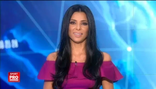 "Nu poti sa opresti si tu meciul asta sa plec si eu acasa?" Gesturi revoltatoare facute de Nick Kyrgios! A inceput sa mearga pe teren si sa serveasca in fileu de plictiseala