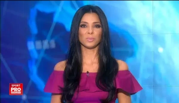 Cel mai nebun halterofil din lume are parte de tot sprijinul prietenilor la antrenamente. LA PROPRIU :)