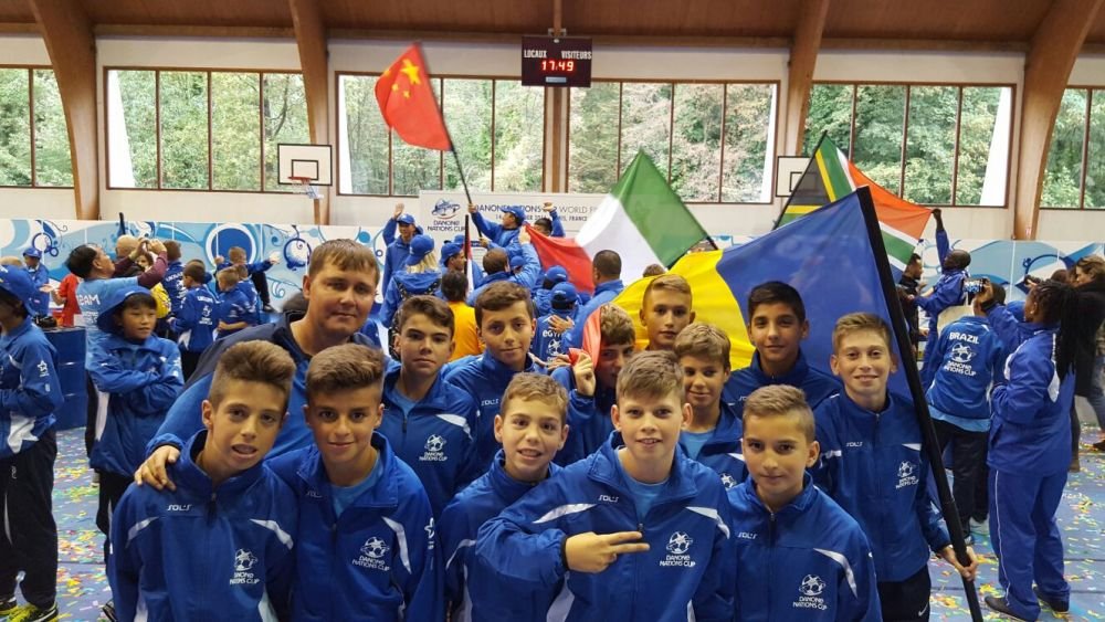 Galerie FOTO | Experienta de neuitat pentru pustii Romaniei la Mondialul Danone Nations Cup: au cunoscut jucatori din 31 de tari, i-au vazut pe Simao si Matuidi, si au facut concursuri traznite_24