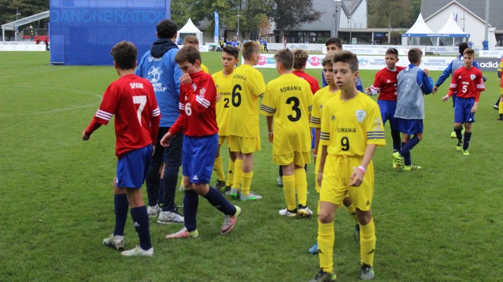 Galerie FOTO | Experienta de neuitat pentru pustii Romaniei la Mondialul Danone Nations Cup: au cunoscut jucatori din 31 de tari, i-au vazut pe Simao si Matuidi, si au facut concursuri traznite_39