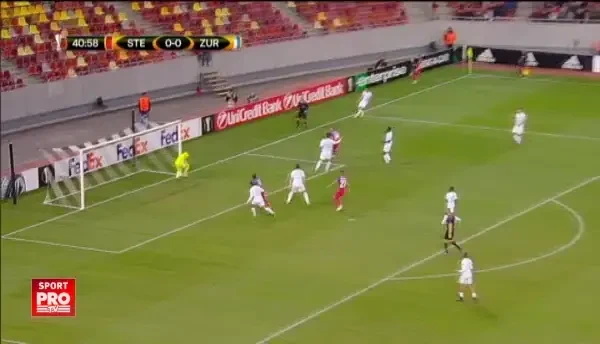 Steaua - Zurich, min 42. Golubovic reia pe langa poarta cu calcaiul