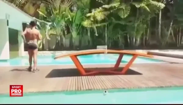 Momente de magie cu Ronaldinho! Brazilianul vrea sa participe la Jocurile Olimpice cu un nou sport! VIDEO