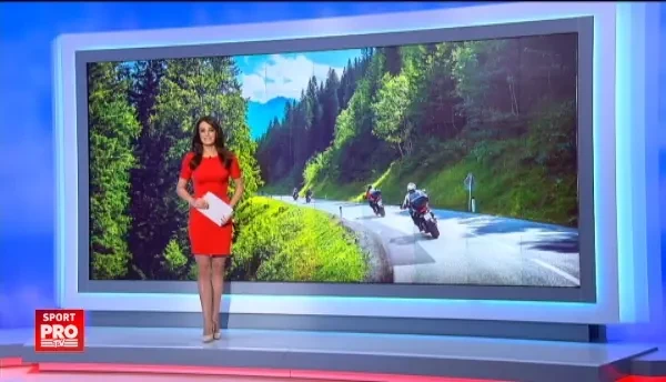 Nu doar la Barcelona sau pe National Arena, cand joaca Steaua, totul e rosu si albastru. Doi piloti au dat culoare unei curse de motociclete.