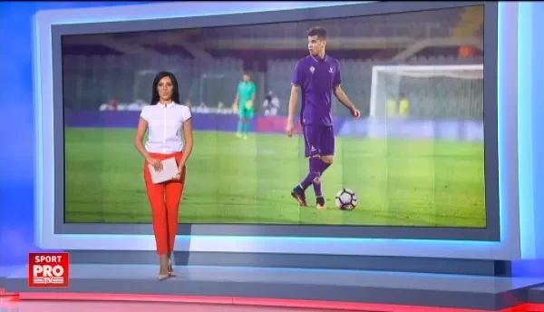 GENIAL :)) Ce masina i-a facut cadou Hagi lui Ianis, cand a facut 18 ani. E decapotabila si o coducea in '94 dupa Mondial - VIDEO