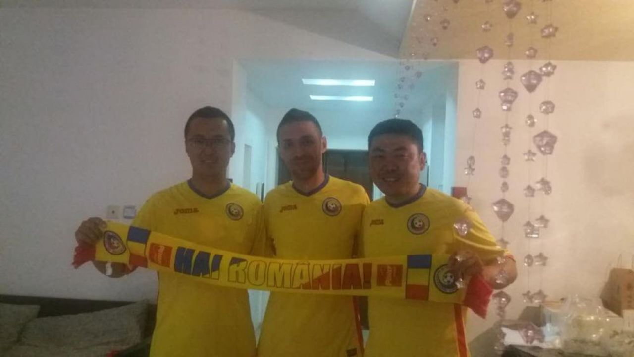 Fotbalul la capatul lumii! Super interviu cu antrenorul roman care a ajuns in tara unde Facebook, Google si Youtube sunt INTERZISE iar broasca testoasa si sarpele sunt servite la cina_8