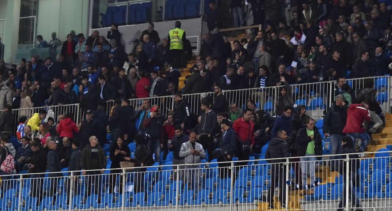 Un meci din Seria A a fost oprit de cutremurul care a zguduit Italia! Momente de panica pe stadion VIDEO_1