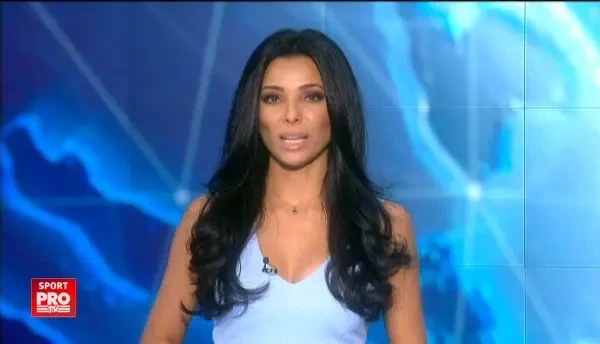 Romania joaca la Mondialul de Padbol IN DIRECT la Sport.ro. Dinamovistul Petre si stelistul Rachita au avut derby la sportul care combina tenisul de camp cu cel de picior. VIDEO