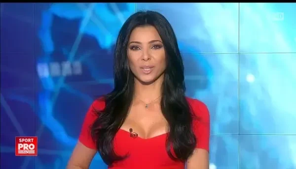 "Mult mai greu decat cu mingea!" Campioanele de la CSM Bucuresti au inlocuit mingea de volei cu un dovleac! VIDEO