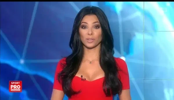 RAMBO din CUSCA poate cara 3 saci de ciment in acelasi timp si loveste stalpii de beton: Cand ajung la sala de forta e lejer!