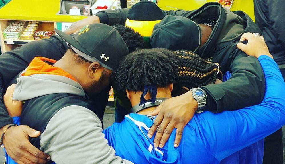 GENIAL! O noua poveste demna de film cu echipa de bob a Jamaicai! Ce s-a intamplat dupa ce au ramas in pana in drum spre concurs!&nbsp;