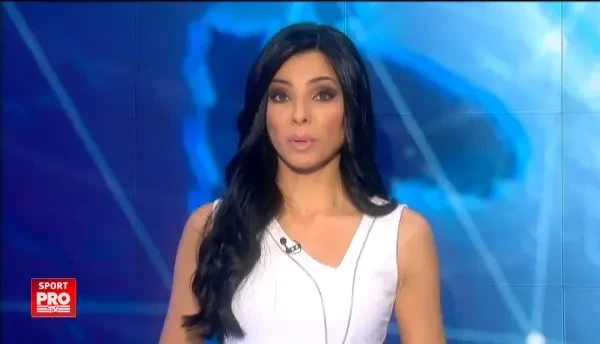 Ce a vrut sa spuna Iohannis? :) Cum a reactionat presedintele Romaniei dupa ce a fost intrebat cum i se pare selectionerul Daum. VIDEO