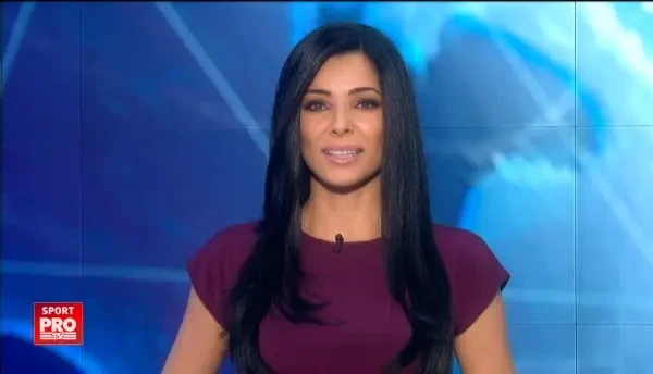 Unii fotbalisti ajung sa se bata in ring, ca Bonjasky. Se poate si invers, in liga a 4-a din Romania. VIDEO